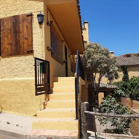 Bruguera 3 Apartment *