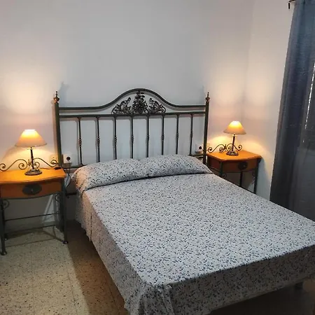 Bruguera 3 Apartment *